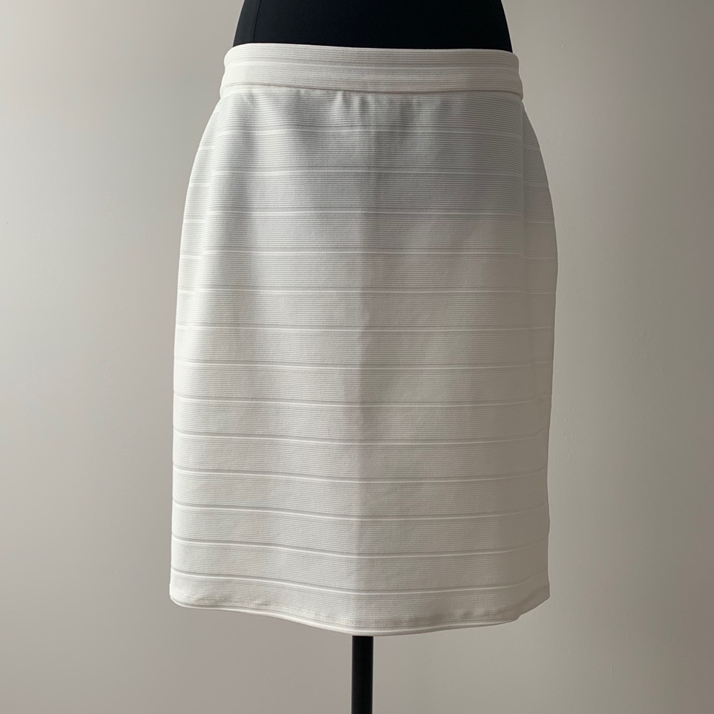 Guess pencil skirt